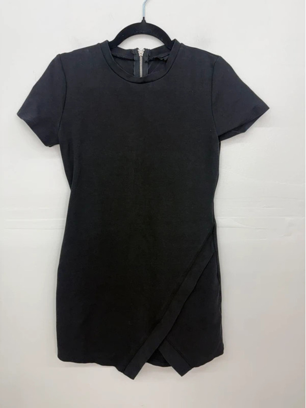 Oliviaceous little black dress C13